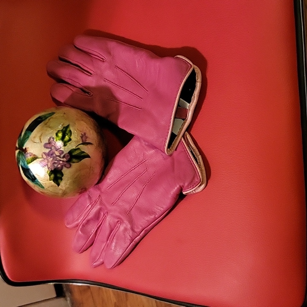 Leather Gloves